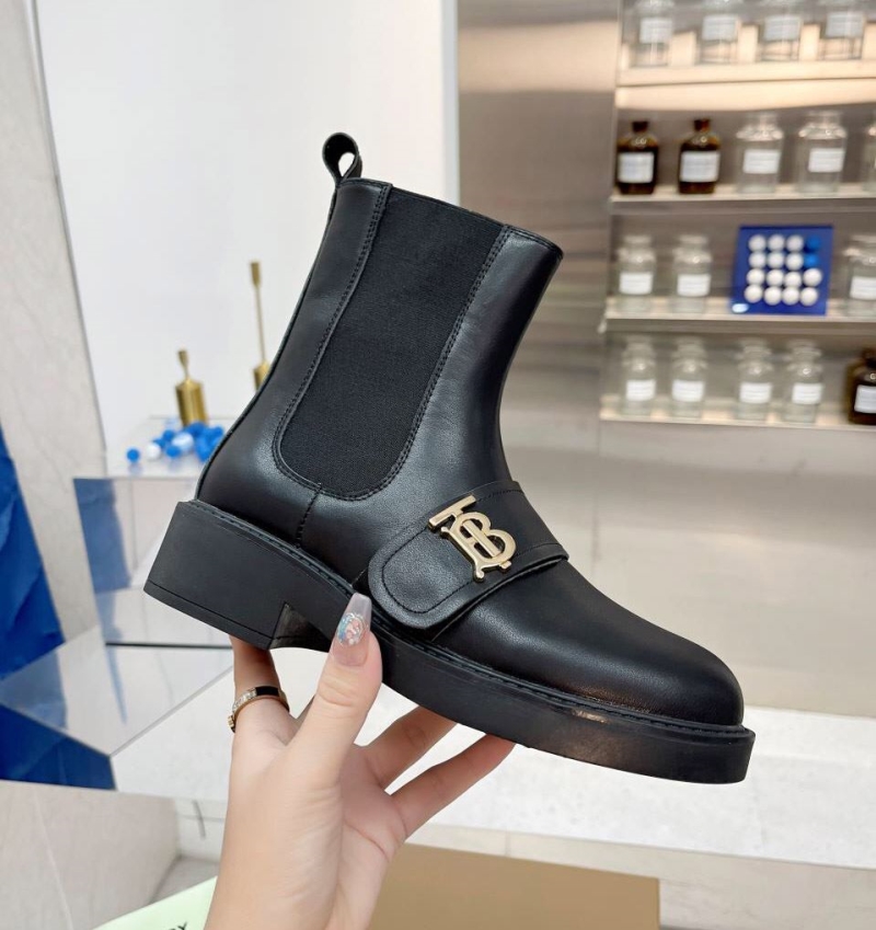 B**rry boots